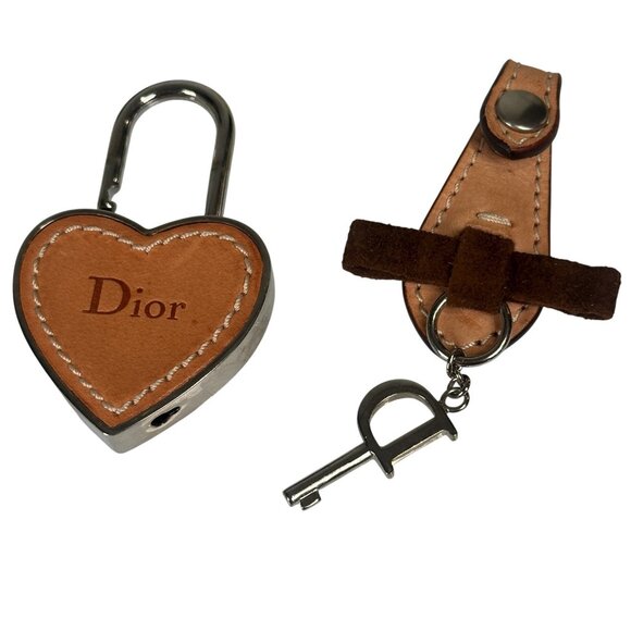 Dior Romantique Pad Lock and Key Set - Picture 2 of 11